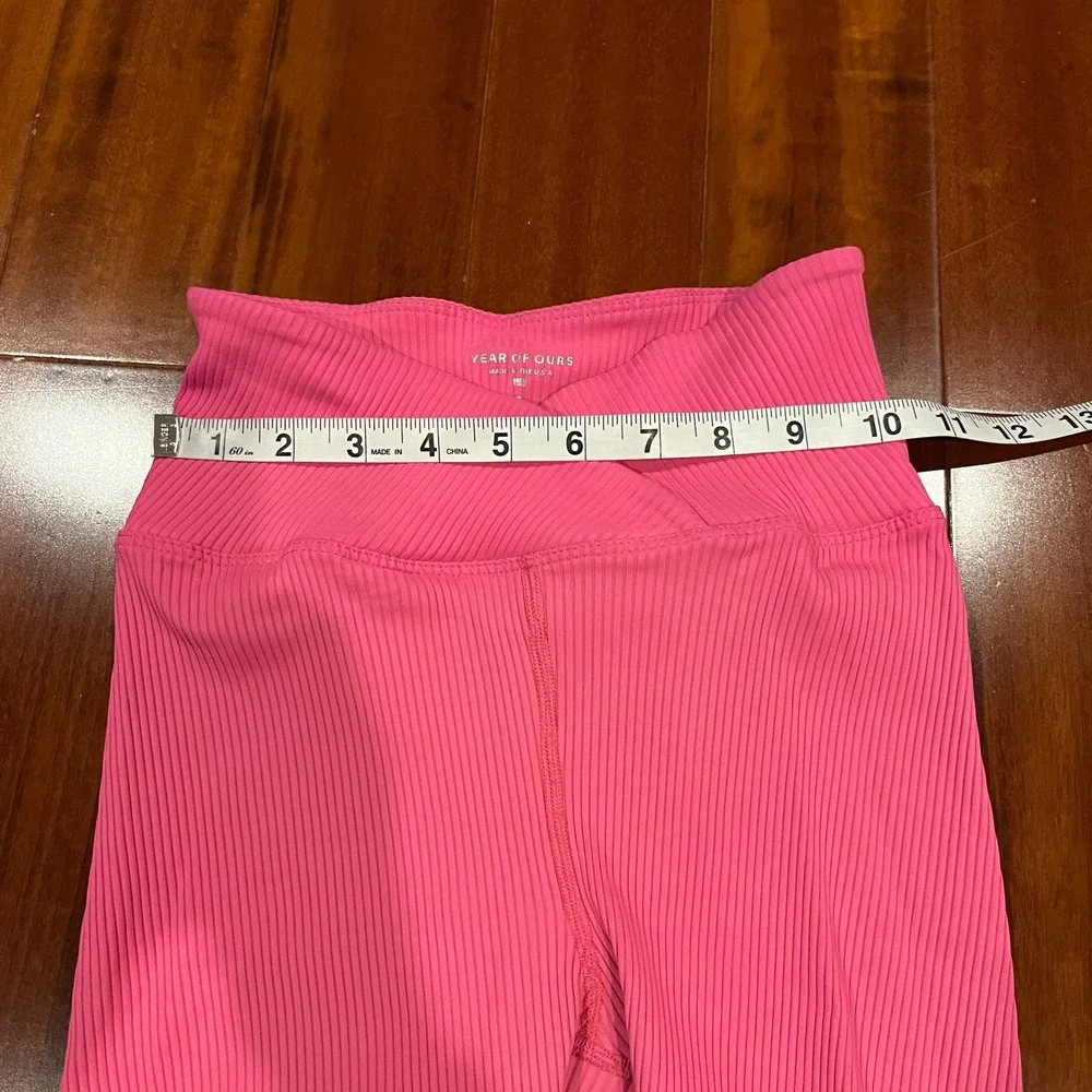 YEAR OF OURS Bike Shorts Pink‎ Ribbed Long Athleisure Activewear Size Small
